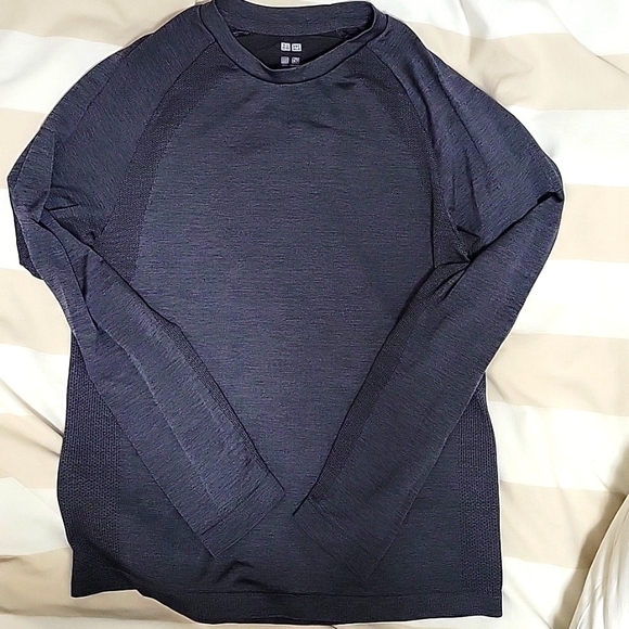 Uniqlo Dry-Ex Dark Gray Long Sleeve T-Shirt Size XS - Picture 1 of 4